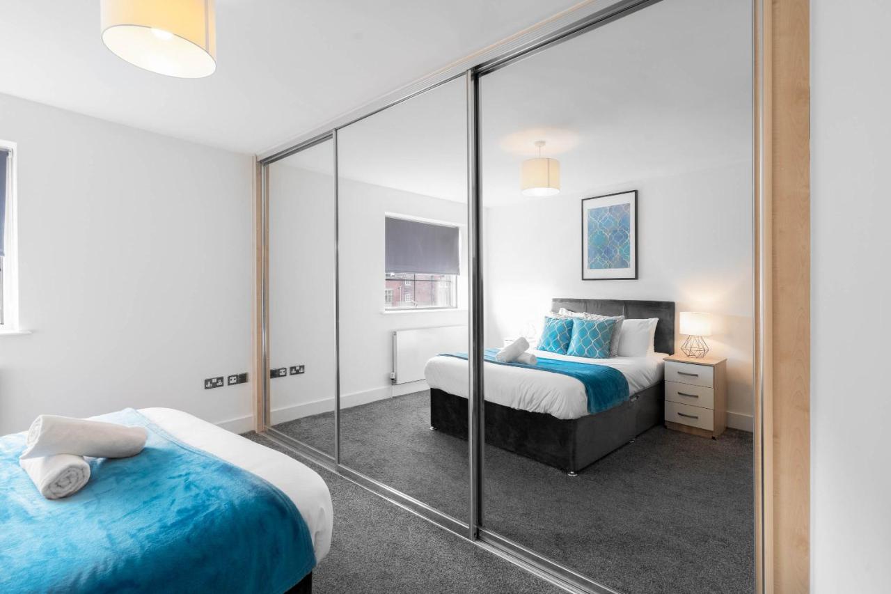 ברמינגהאם City Centre - Two Bedroom Apartment - Juliet Balcony - Secure Parking - Wifi - Smart Tv מראה חיצוני תמונה